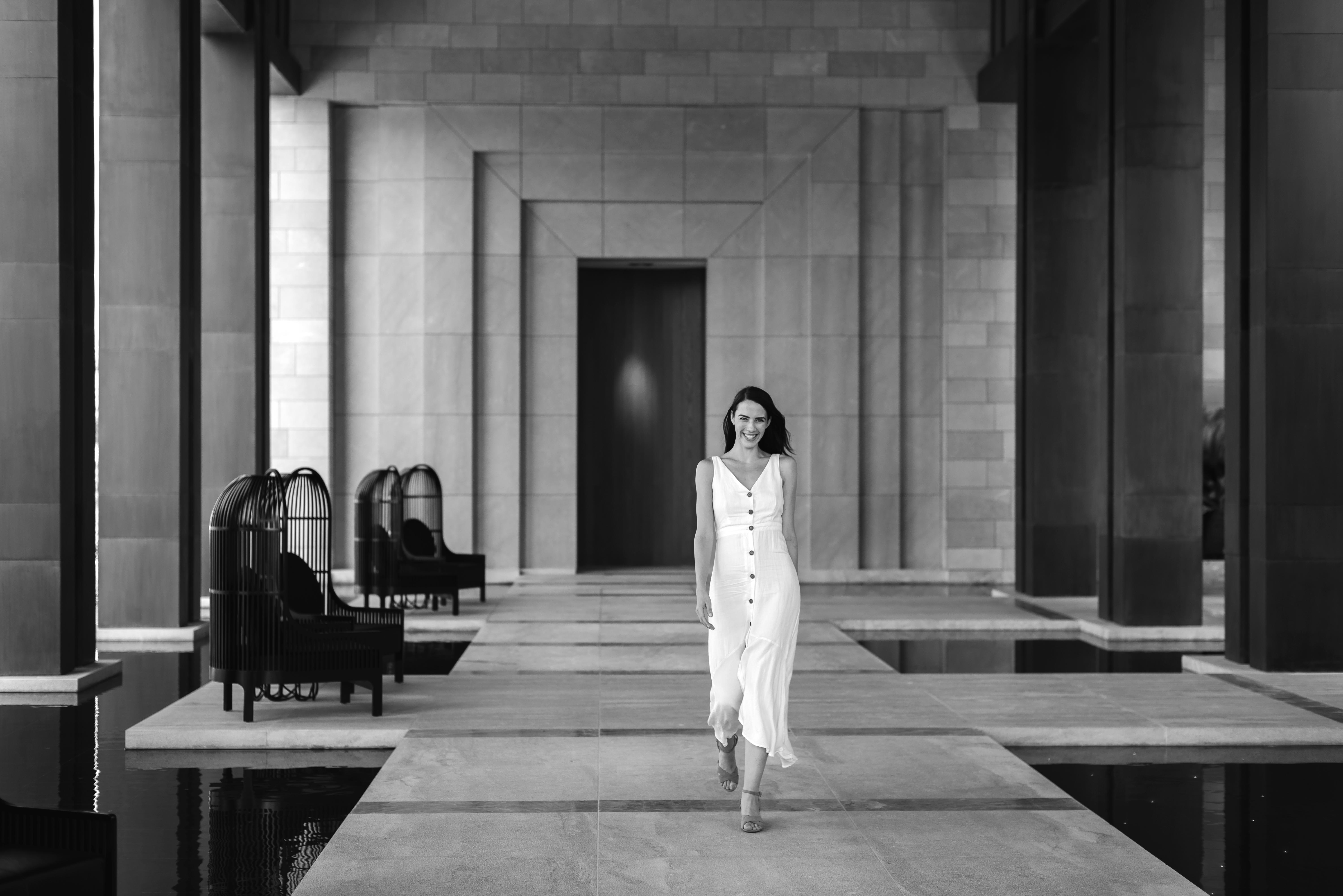 아마라 시 유얼 온리 뷰 레메소스 외부 사진 A model walking down the runway at a fashion show